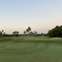 Foto tirada no(a) Crandon Golf at Key Biscayne por Alejandro M. em 4/16/2021