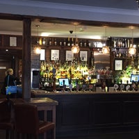 Foto tirada no(a) The Sun Hotel and Bar por Gdale em 8/26/2017