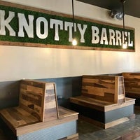 รูปภาพถ่ายที่ Knotty Barrel โดย Knotty Barrel เมื่อ 4/22/2019