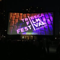 Foto diambil di Tribeca Film Festival Drive-in oleh l k. pada 4/21/2013