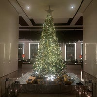 Photo taken at Park Hyatt Abu Dhabi Hotel and Villas by 💎3lia 💎 on 12/13/2023
