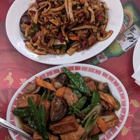 Photo taken at Hunan Home&amp;#39;s Restaurant by Anna L. on 3/14/2021