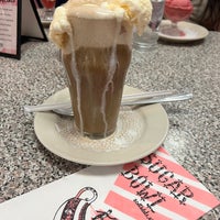 Photo taken at Sugar Bowl Ice Cream Parlor Restaurant by Anna L. on 5/4/2024