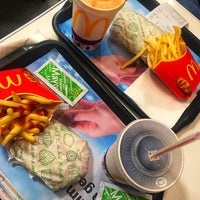 Photo taken at McDonald&amp;#39;s by elhm s. on 12/19/2019