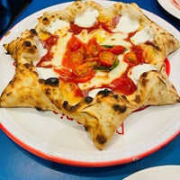 Foto tomada en Pizzeria da peppe Napoli Sta&amp;#39;ca  por Water m. el 2/11/2024
