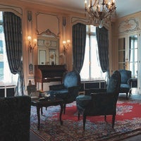 Photo taken at Hôtel Raphaël by Mohad M. on 9/8/2023