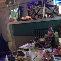 Das Foto wurde bei Король Гамбринус, Ресторан-клуб von Naira H. am 11/29/2015 aufgenommen