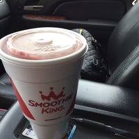 Photo taken at Smoothie King by ♊️Montrece &amp;quot;DaEatingRealtor&amp;quot; E. on 7/6/2015
