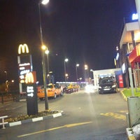 Photo taken at McDonald&amp;#39;s by Onur B. on 4/19/2013