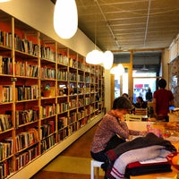 5/27/2013에 Yusi A.님이 Babèlia Books &amp;amp; Coffee에서 찍은 사진
