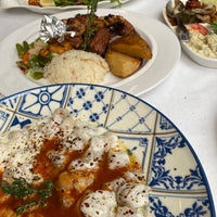 Das Foto wurde bei Ali Baba Turkish Cuisine von H . am 7/3/2021 aufgenommen