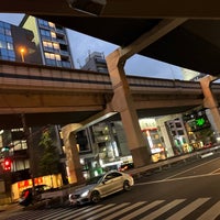 Photo taken at Meguro River Green Road by Lily on 8/16/2023