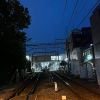 Photo taken at 池ノ上2号踏切 by Lily on 4/24/2023