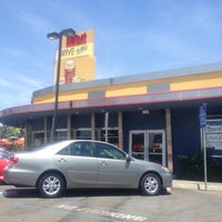 Photo taken at The Habit Burger Grill by Hector B. on 5/12/2013