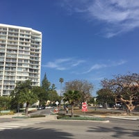 Photo taken at Ocean And San Vicente by Marv on 2/13/2016