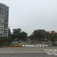 Photo taken at Ocean And San Vicente by Marv on 2/28/2016