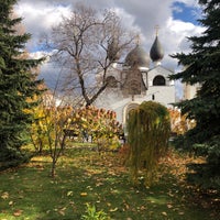 Photo taken at Marfo-Mariinsky Convent by Natalia S. on 10/22/2021