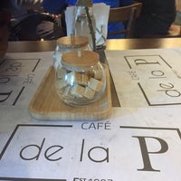 Photo prise au Café de la P par Andrés E. le7/19/2018