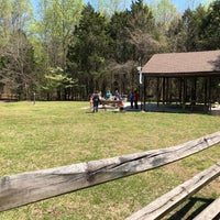 Foto tomada en Reedy Creek Nature Center  por Tomi M. el 4/10/2018