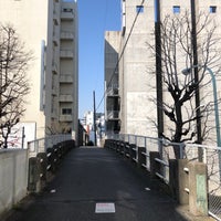 Photo taken at 原宿陸橋 by G on 3/12/2022