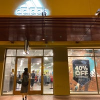 Adidas Outlet Store -
