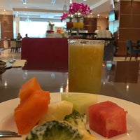 Review Andrawina Restaurant