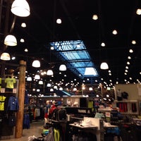 Photo taken at DICK&amp;#39;S Sporting Goods by Jesse G. on 1/31/2014