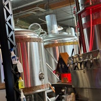 Photo taken at Urban Growler Brewing Company by Jesse G. on 12/15/2023
