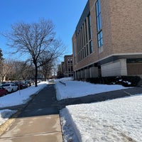 3/13/2022 tarihinde Jesse G.ziyaretçi tarafından Mitchell Hamline School of Law'de çekilen fotoğraf