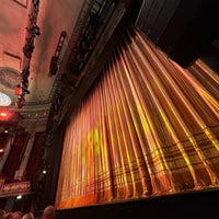 Foto diambil di Broadhurst Theatre oleh Jacob E. pada 3/16/2024