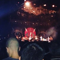 Photo taken at Pearl Jam - Lightning Bolt Tour - Rio de Janeiro by Camille B. on 12/9/2015