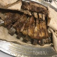 10/29/2017 tarihinde Erkan D.ziyaretçi tarafından Dombili Köfte Yemek Kebab'de çekilen fotoğraf