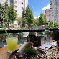 8/20/2021 tarihinde Emir Jaafarziyaretçi tarafından Köşk Lounge Cafe&amp;amp;Restaurant'de çekilen fotoğraf
