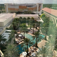 Foto scattata a Hilton West Palm Beach da Rachel D. il 2/24/2023