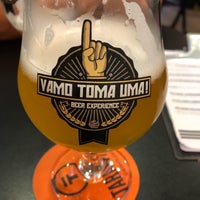 Foto diambil di Vamo Toma Uma - Beer experience oleh Luiz Augusto L. pada 3/1/2019