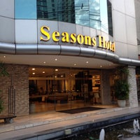 Photo taken at Seasons Siam Hotel by Shin-Nosuke F. on 12/22/2016