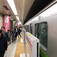 Photo taken at Keio New Line Platforms 4-5 by Shin-Nosuke F. on 4/28/2019
