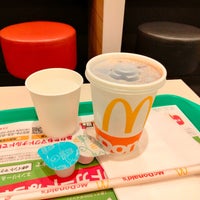 Photo taken at McDonald&amp;#39;s by Shin-Nosuke F. on 3/27/2022