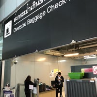 Photo taken at Oversize Baggage Check-in by Shin-Nosuke F. on 1/23/2019