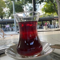 Photo taken at Tarihi Dede Çay Bahçesi by Muhammed K. on 8/2/2022