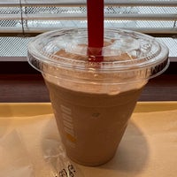 Photo taken at Doutor Coffee Shop by bunji on 6/18/2022