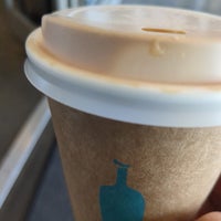 Photo taken at Blue Bottle Coffee by Misha Z. on 4/18/2023