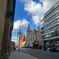Foto diambil di Manchester Central oleh IBRAHIM pada 10/22/2023