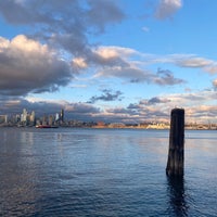 Photo taken at Salty&amp;#39;s on Alki by elizabeth S. on 4/2/2023