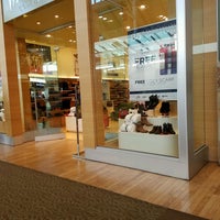The Walking Company 8505 Park Meadows Center Dr Ste 2041