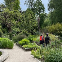 Photo taken at Vijver (De Hortus Botanicus) by Habibullah M. on 5/29/2023
