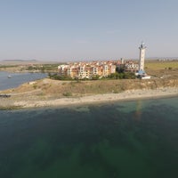 Foto diambil di Marina Cape 4* Holiday Complex oleh Viktor T. pada 9/10/2018