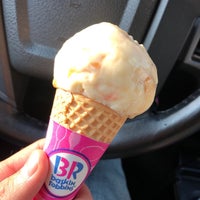 Photo taken at Baskin-Robbins by A on 9/19/2019