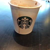 Das Foto wurde bei Starbucks von Mark H. am 6/3/2019 aufgenommen