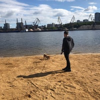Photo taken at Пляж в парке «Северное Тушино» by Nina Y. on 8/17/2020